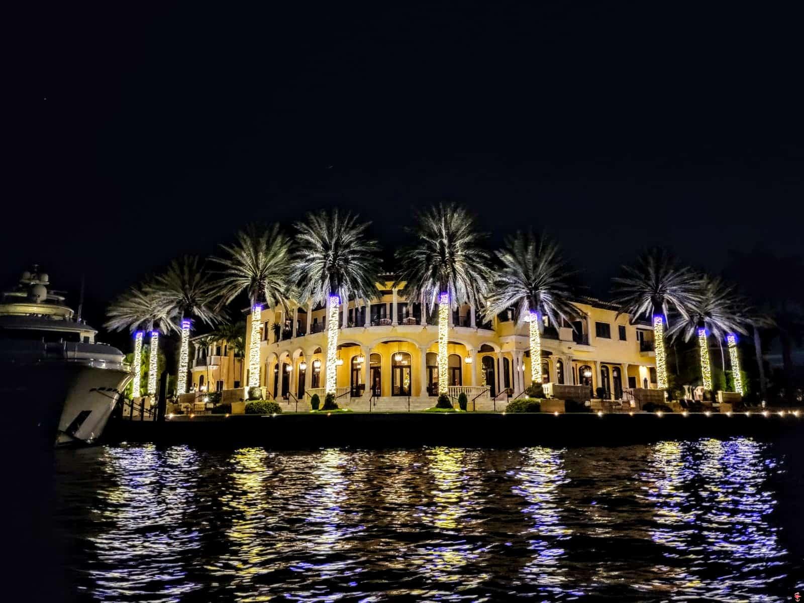 holiday lights boat tour fort lauderdale