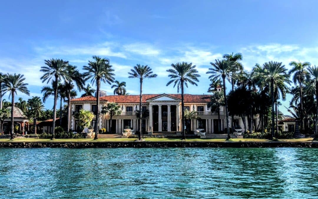 Fort Lauderdale – Le Lieu Idéal pour une Excursion en Bateau avec la Location de Bateaux Baymingo